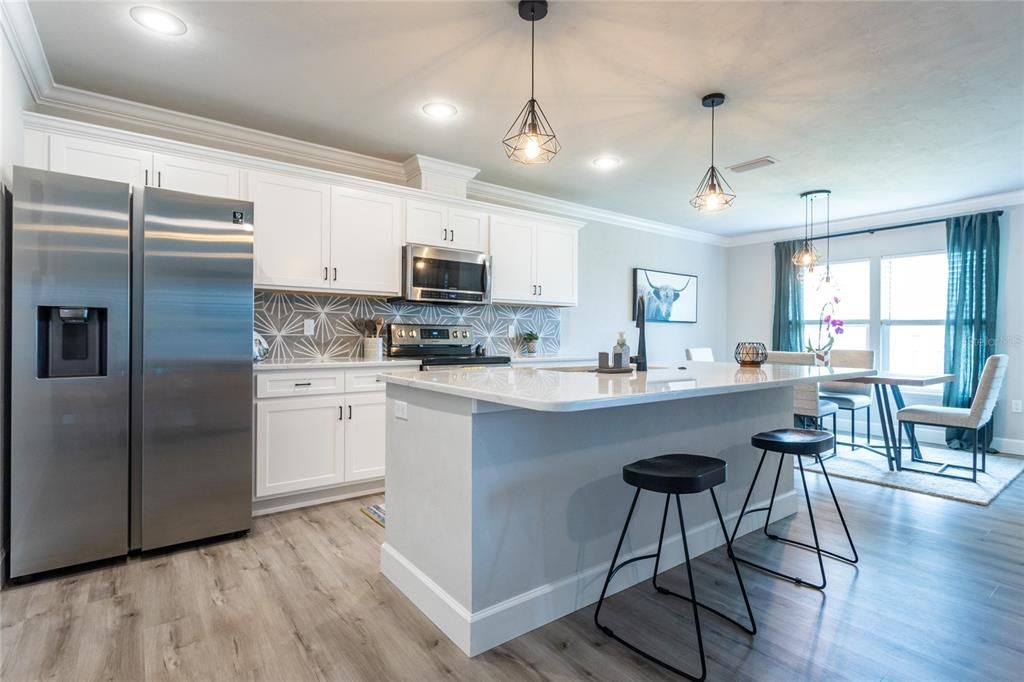 Recently Sold: $344,900 (3 beds, 3 baths, 1562 Square Feet)