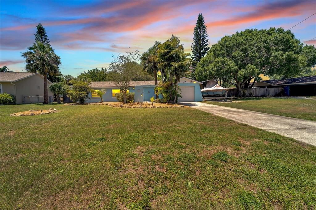 Recently Sold: $324,999 (3 beds, 2 baths, 1602 Square Feet)