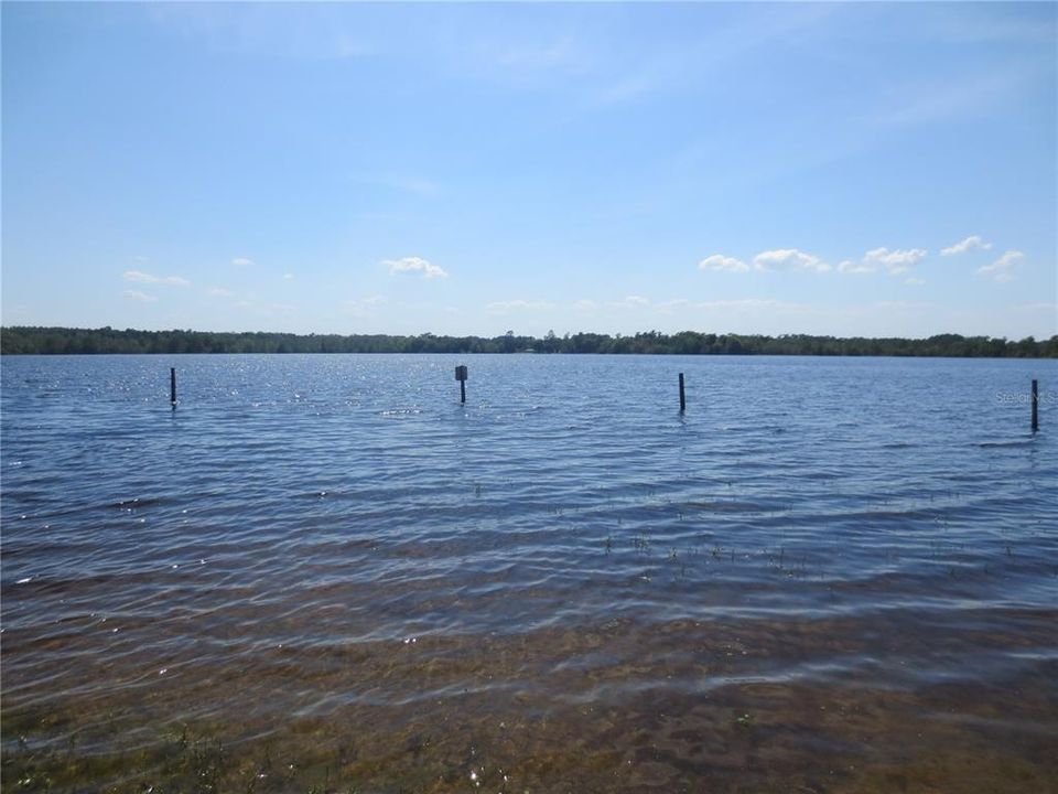 400 ACRE NORTH LAKE