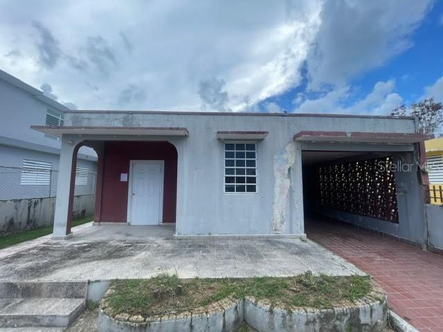 Recently Sold: $66,300 (3 beds, 2 baths, 901 Square Feet)