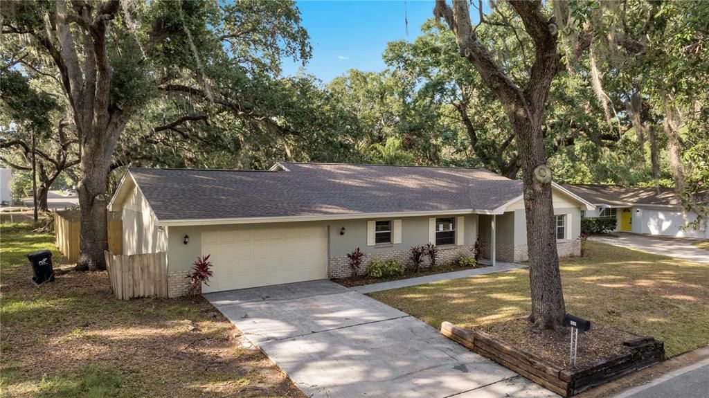 Recently Sold: $424,900 (4 beds, 2 baths, 1557 Square Feet)