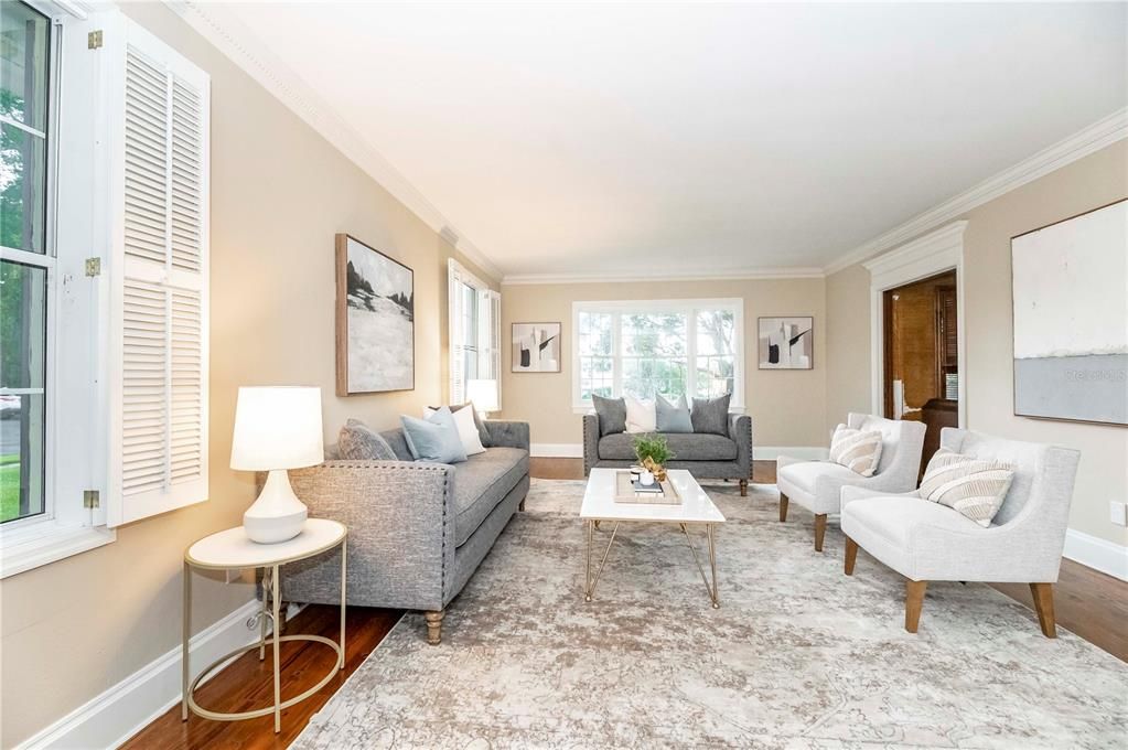 Recently Sold: $1,499,000 (5 beds, 3 baths, 4940 Square Feet)