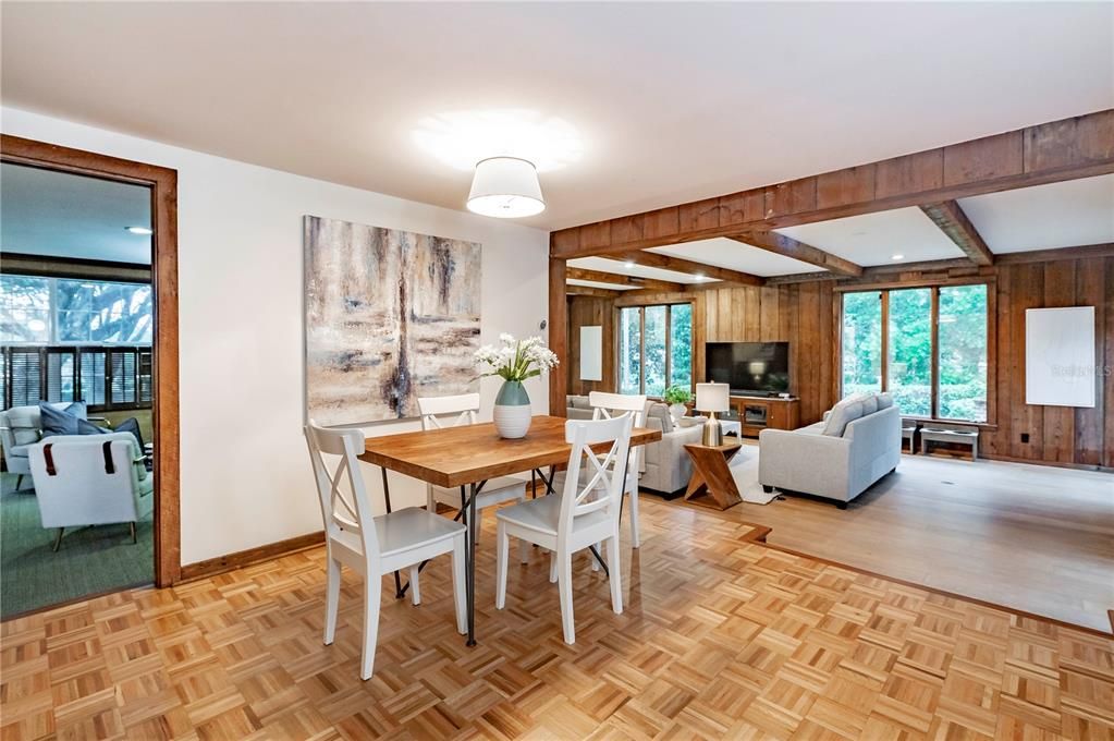 Recently Sold: $1,499,000 (5 beds, 3 baths, 4940 Square Feet)
