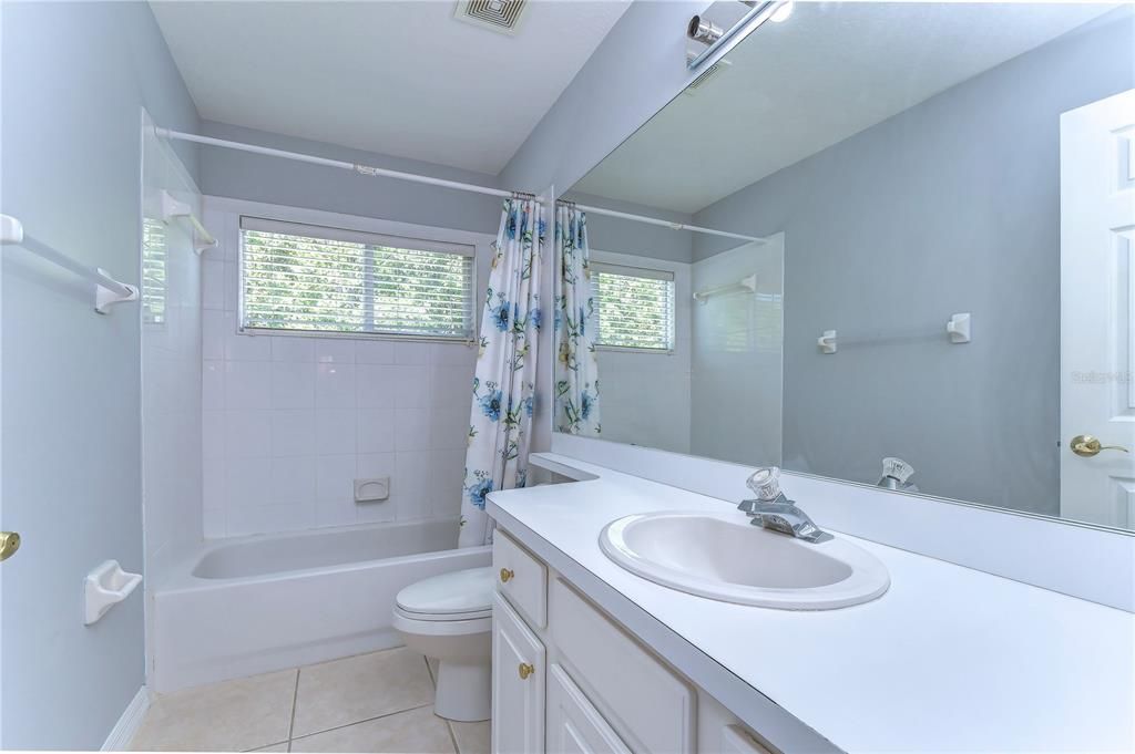 Недавно арендовано: $3,800 (4 спален, 3 ванн, 3013 Квадратных фут)