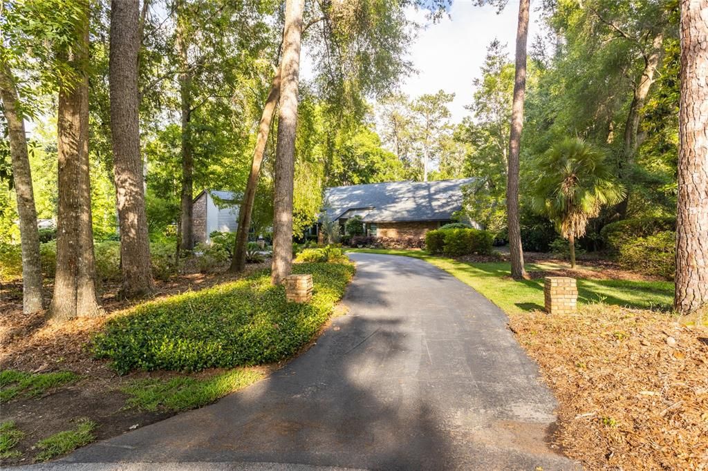 other end of circular driveway