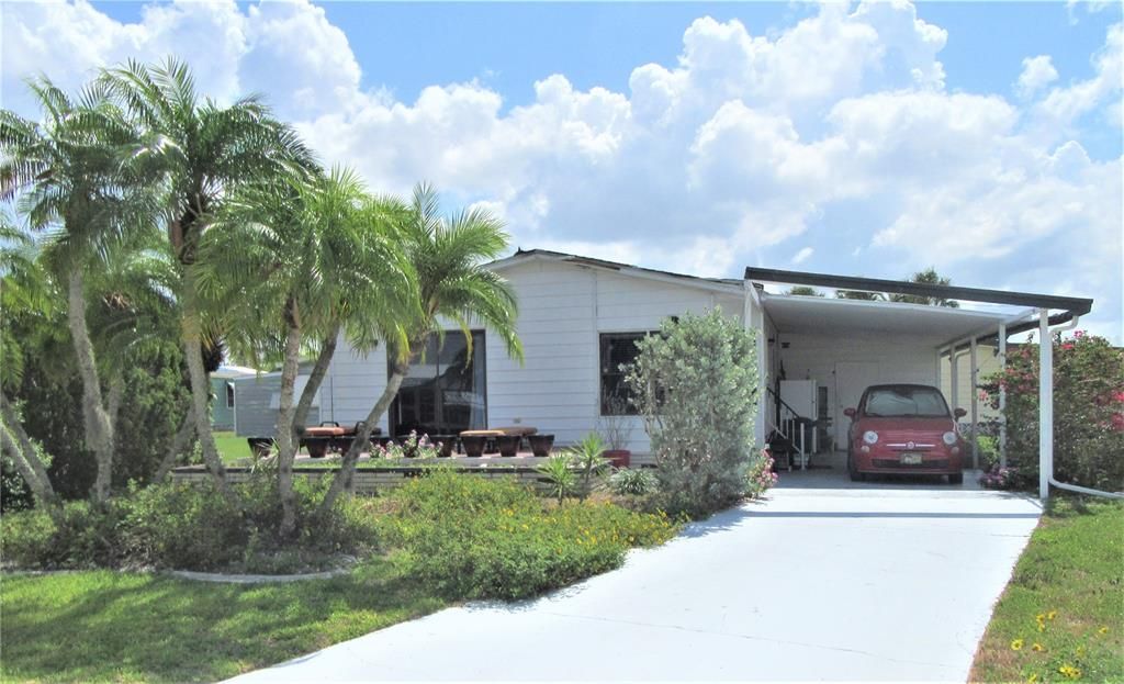 Recently Sold: $129,900 (2 beds, 2 baths, 935 Square Feet)