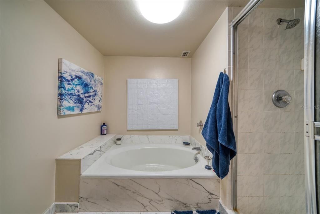 最近售出: $649,000 (2 贝兹, 2 浴室, 1500 平方英尺)