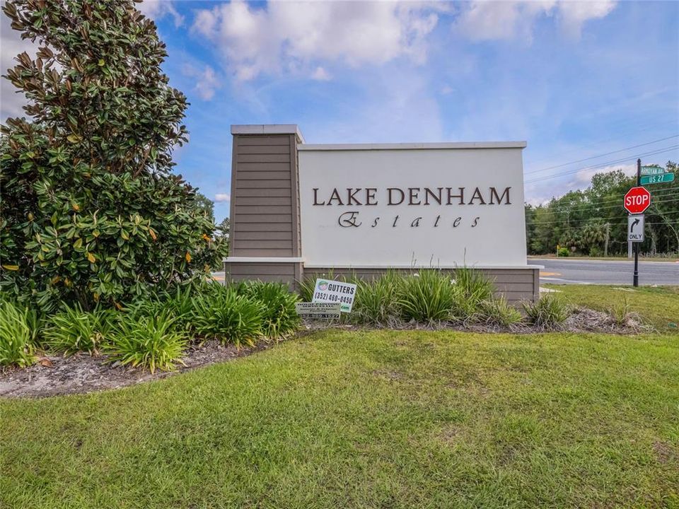 Recently Sold: $398,000 (4 beds, 2 baths, 2360 Square Feet)