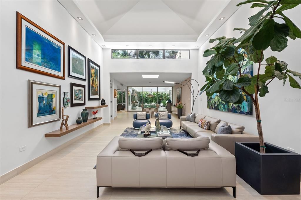 Recently Sold: $2,500,000 (4 beds, 4 baths, 4200 Square Feet)