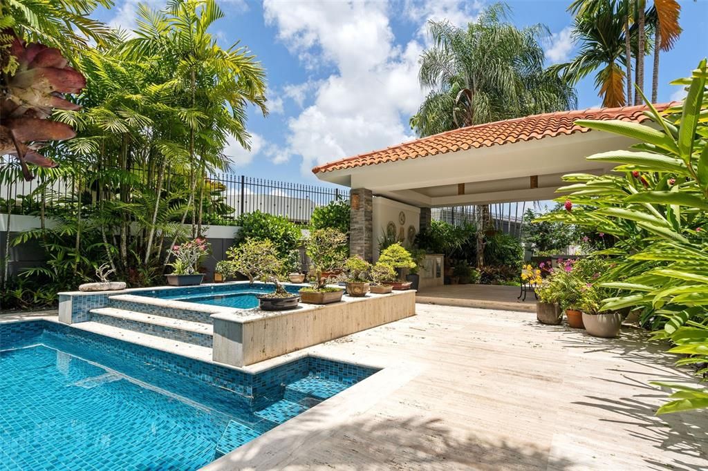 Recently Sold: $2,500,000 (4 beds, 4 baths, 4200 Square Feet)