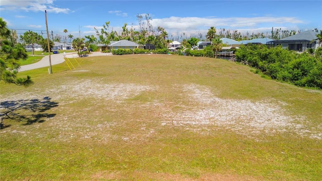 For Sale: $725,000 (0.79 acres)