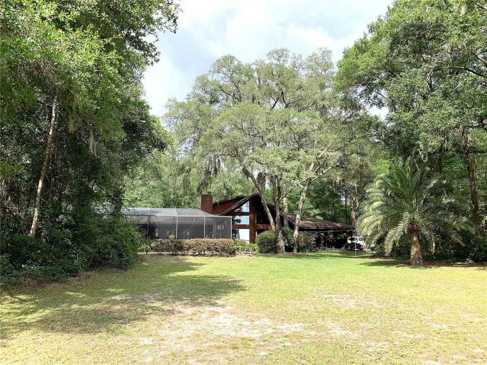 Recently Sold: $475,000 (3 beds, 2 baths, 3521 Square Feet)