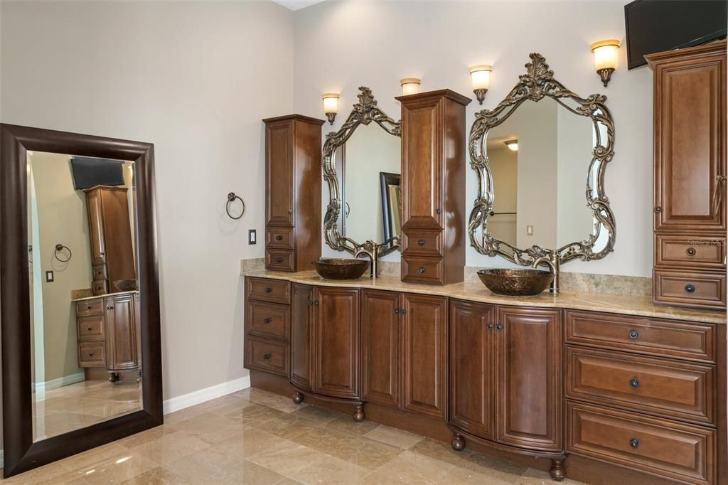 DOUBLE VANITY