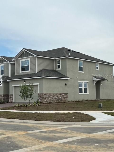 Recently Sold: $357,811 (3 beds, 2 baths, 1611 Square Feet)