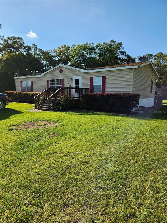 Recently Sold: $209,900 (3 beds, 2 baths, 1568 Square Feet)