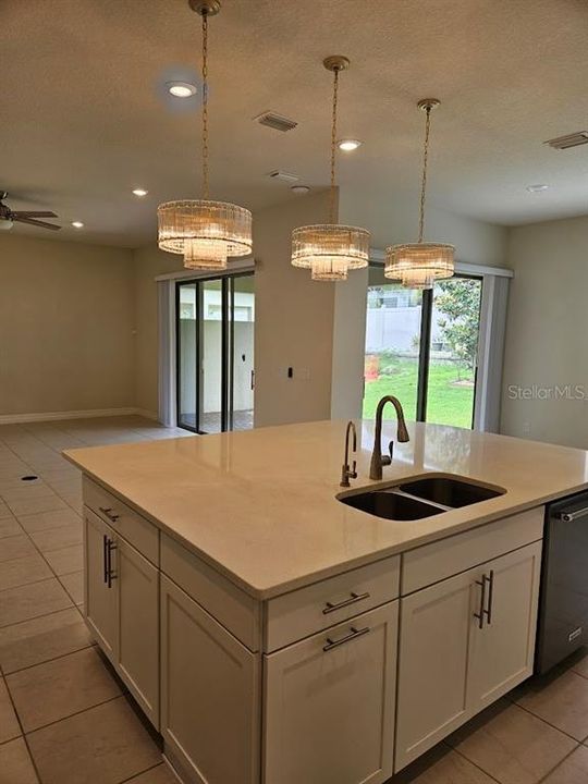 Recently Rented: $4,990 (5 beds, 4 baths, 3696 Square Feet)