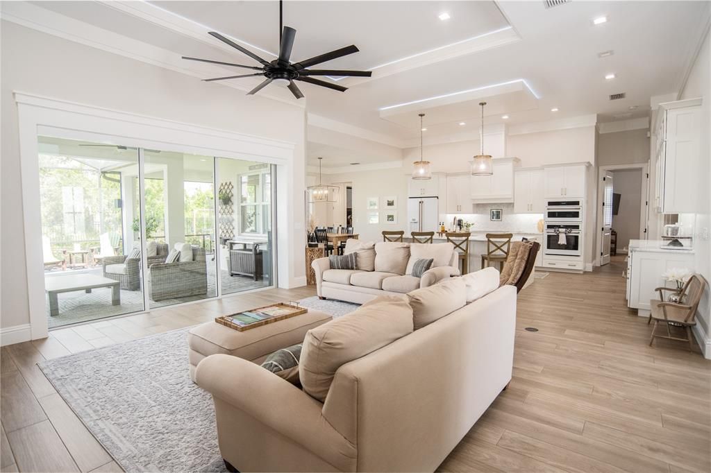 Recently Sold: $849,000 (4 beds, 3 baths, 2955 Square Feet)