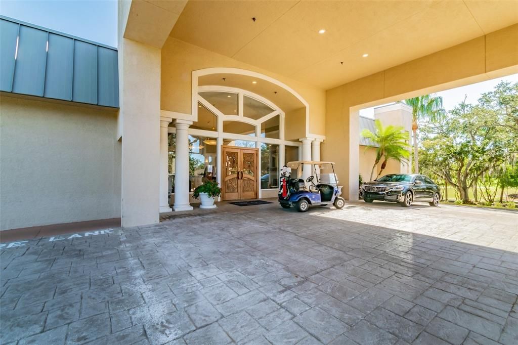 Recently Sold: $650,000 (3 beds, 4 baths, 2539 Square Feet)