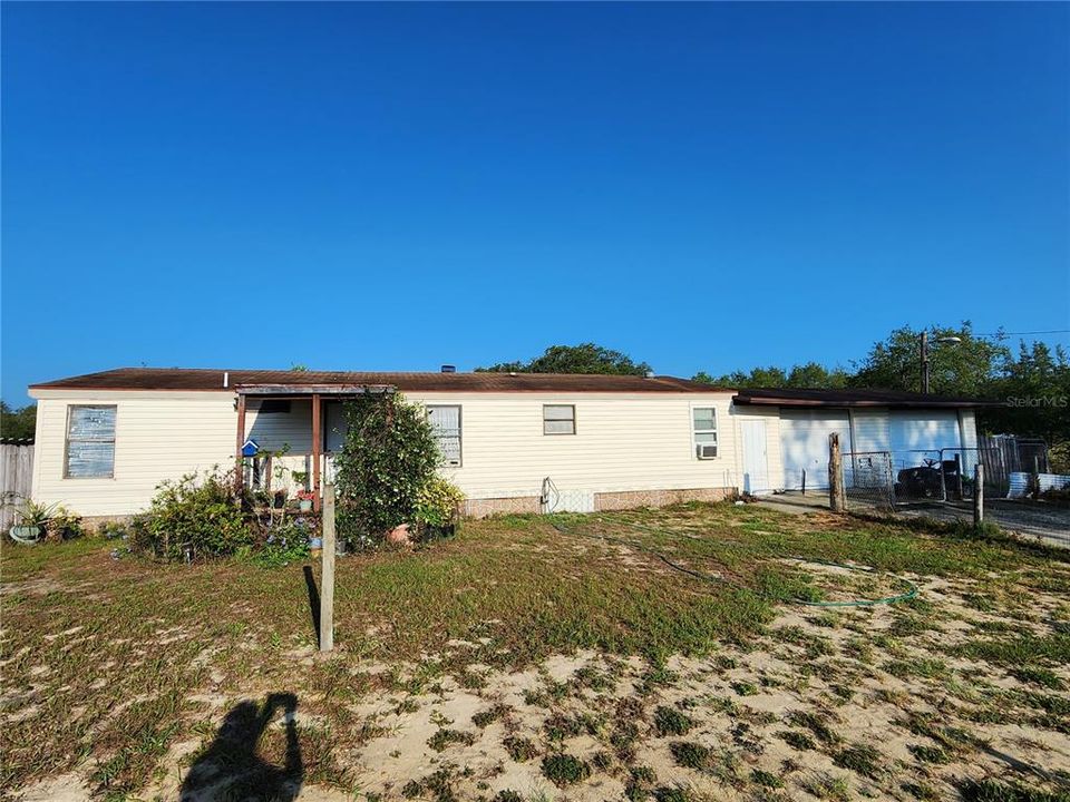 Recently Sold: $185,000 (3 beds, 2 baths, 1152 Square Feet)