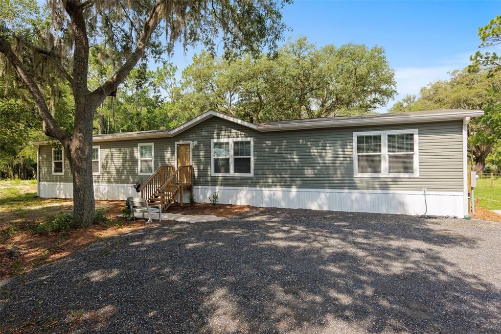 Recently Sold: $265,000 (4 beds, 2 baths, 2052 Square Feet)