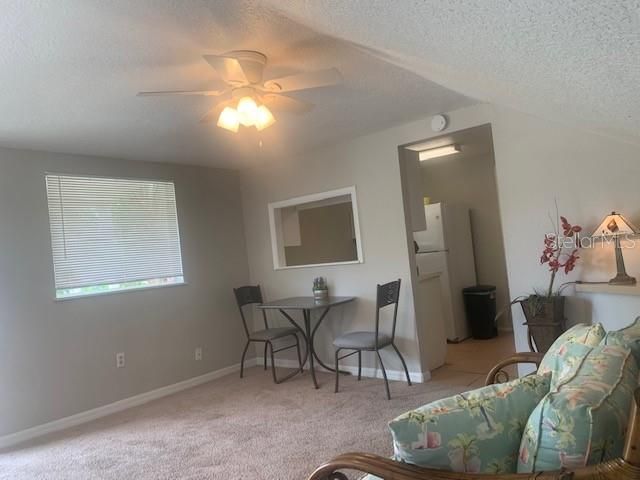 For Rent: $1,590 (1 beds, 1 baths, 544 Square Feet)