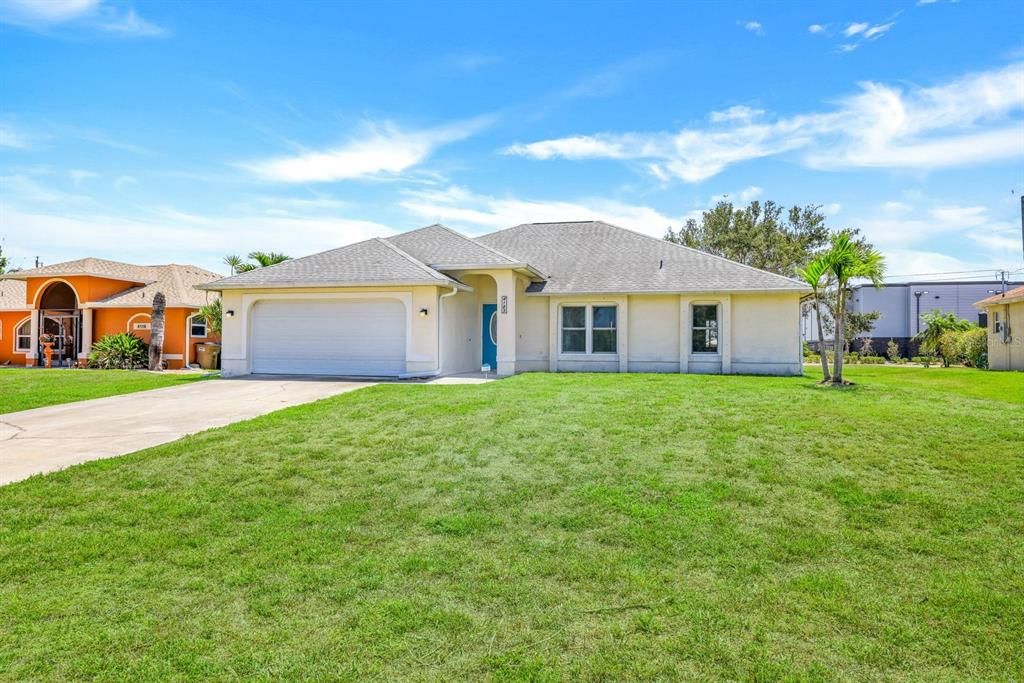 Recently Sold: $360,000 (3 beds, 2 baths, 1479 Square Feet)