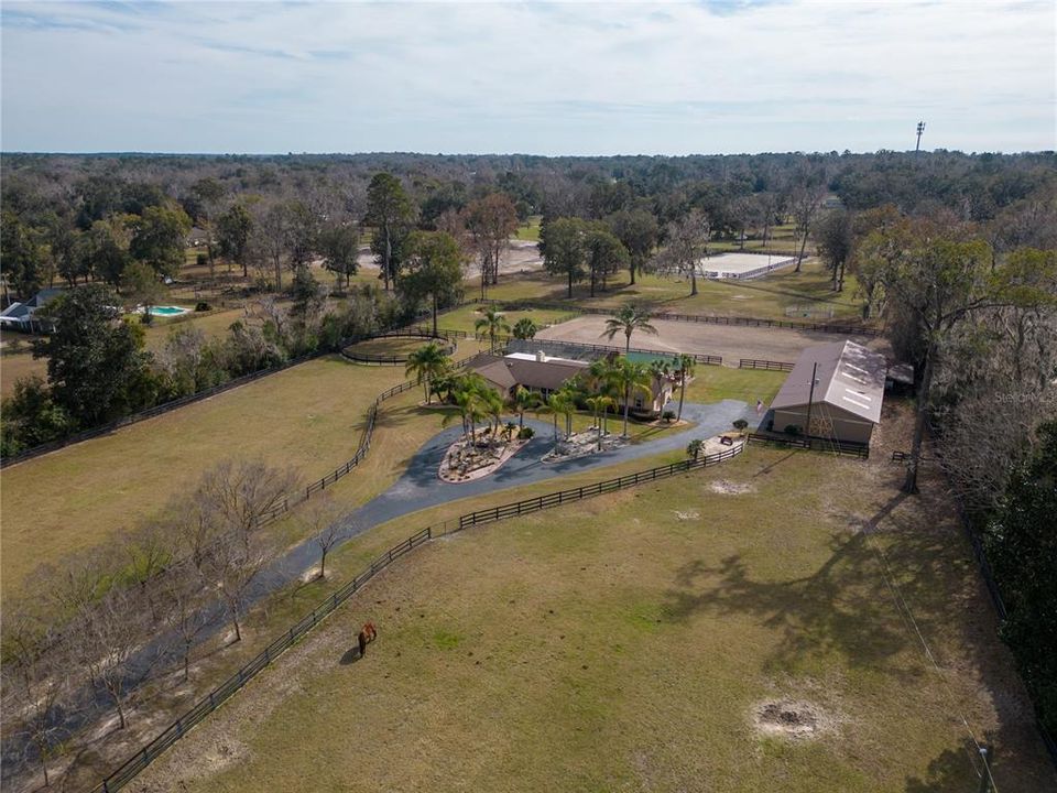 Recently Rented: $7,499 (4 beds, 2 baths, 3224 Square Feet)