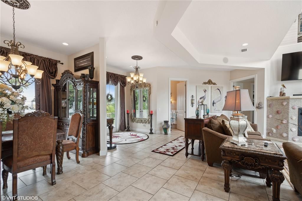 For Sale: $1,600,000 (3 beds, 4 baths, 5010 Square Feet)