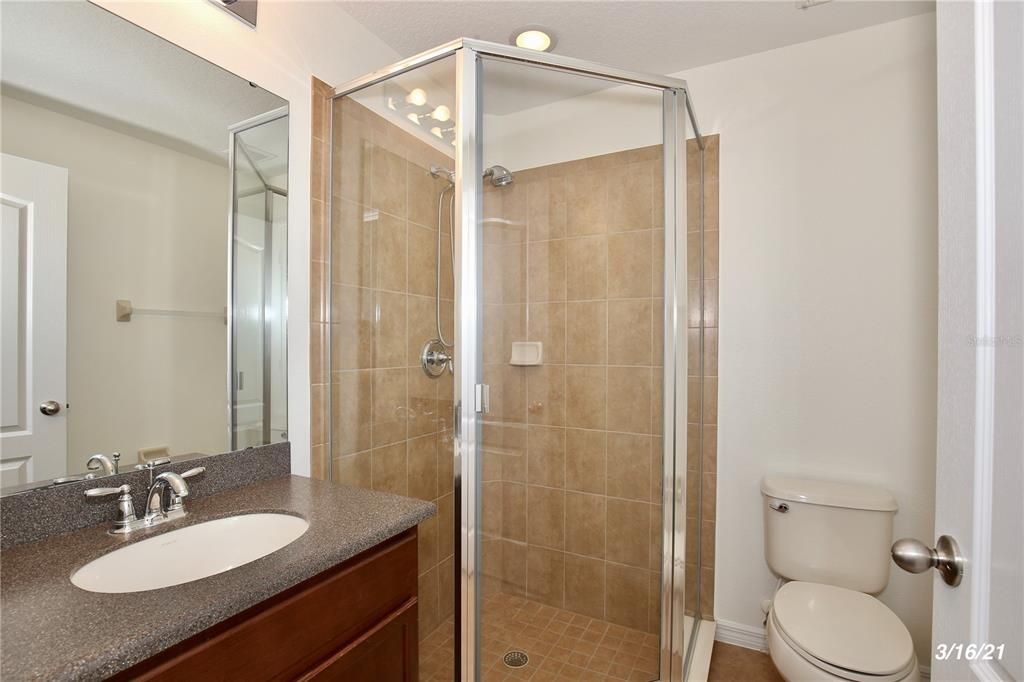 最近租的: $3,635 (4 贝兹, 3 浴室, 2021 平方英尺)