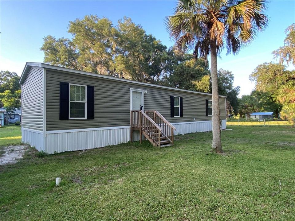 Recently Sold: $150,000 (2 beds, 2 baths, 1024 Square Feet)