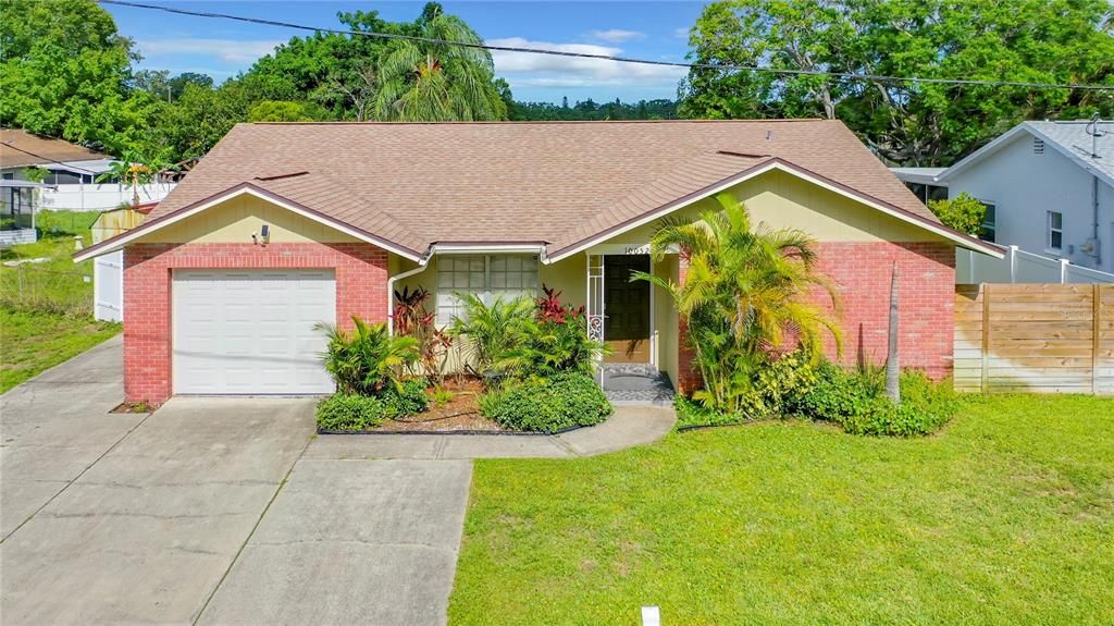 Recently Sold: $455,000 (3 beds, 2 baths, 1460 Square Feet)