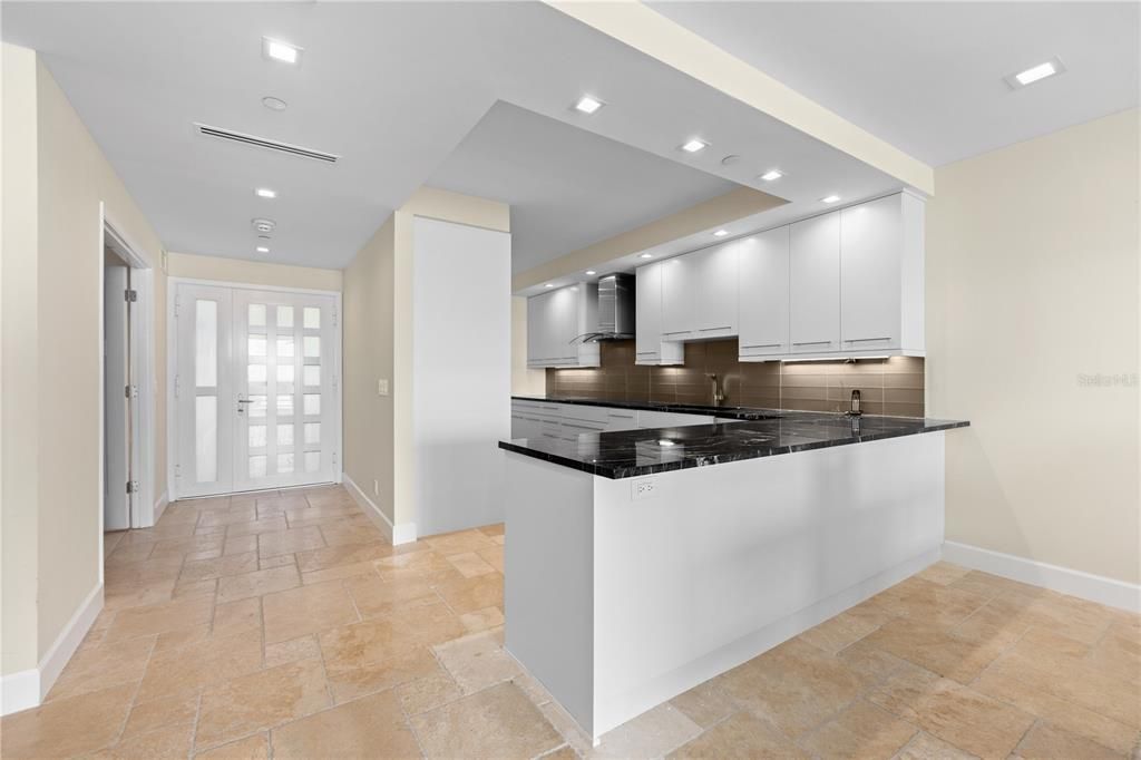 Recently Sold: $1,670,000 (2 beds, 2 baths, 1503 Square Feet)