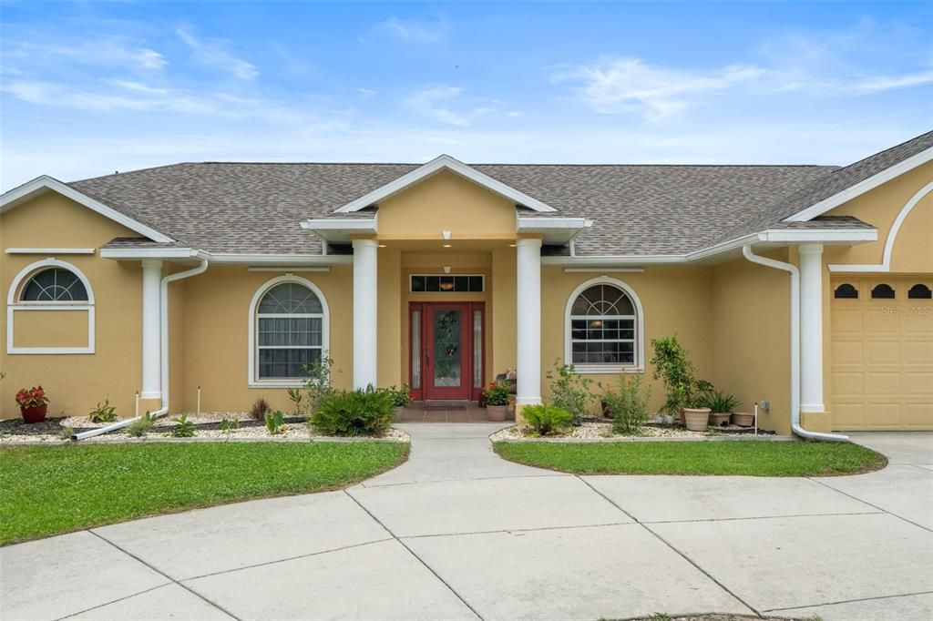 Recently Sold: $485,000 (4 beds, 3 baths, 2418 Square Feet)