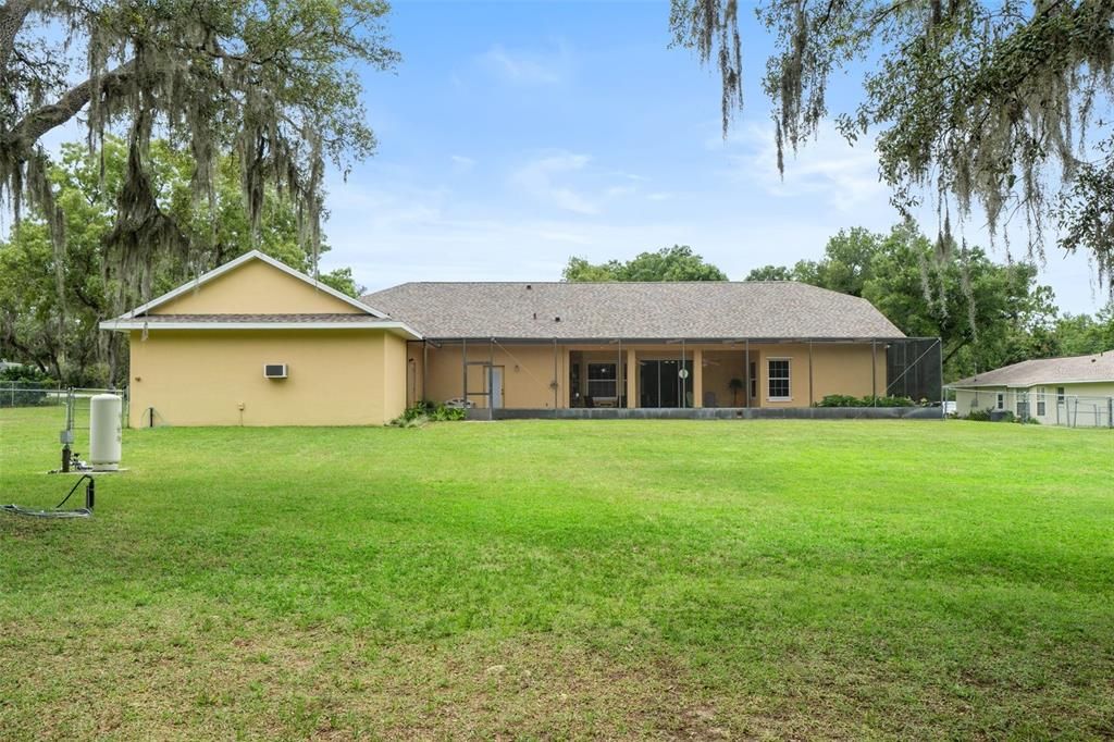 Recently Sold: $485,000 (4 beds, 3 baths, 2418 Square Feet)