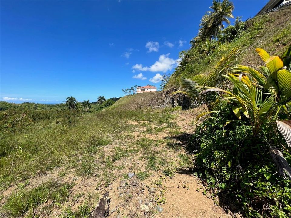 En Venta: $450,000 (0.66 acres)