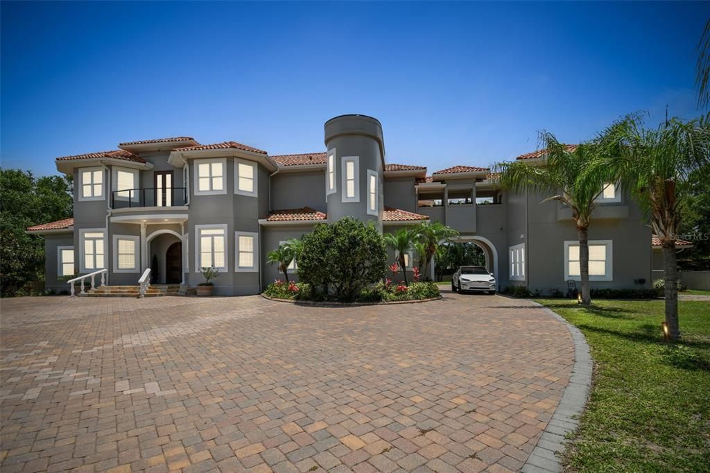 Recently Sold: $1,795,000 (5 beds, 5 baths, 6622 Square Feet)