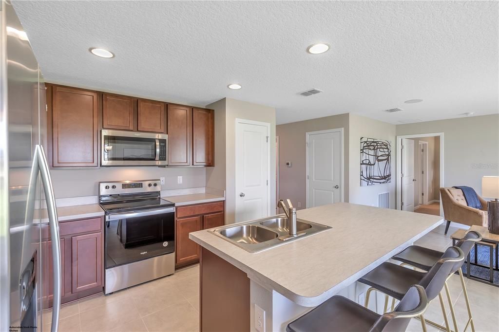 Recently Sold: $351,245 (3 beds, 2 baths, 1407 Square Feet)