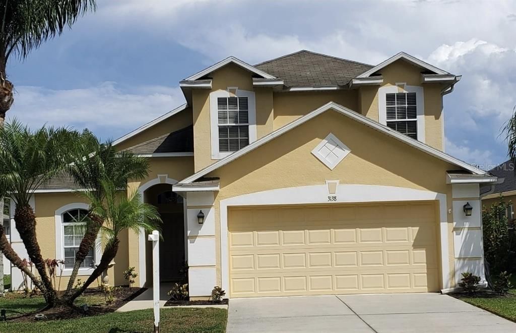 Recently Sold: $450,000 (3 beds, 2 baths, 1791 Square Feet)