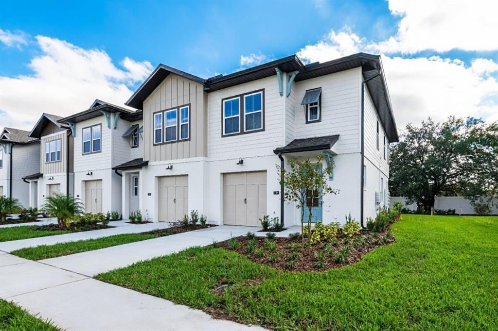 Vendido Recientemente: $380,288 (3 camas, 2 baños, 1653 Pies cuadrados)