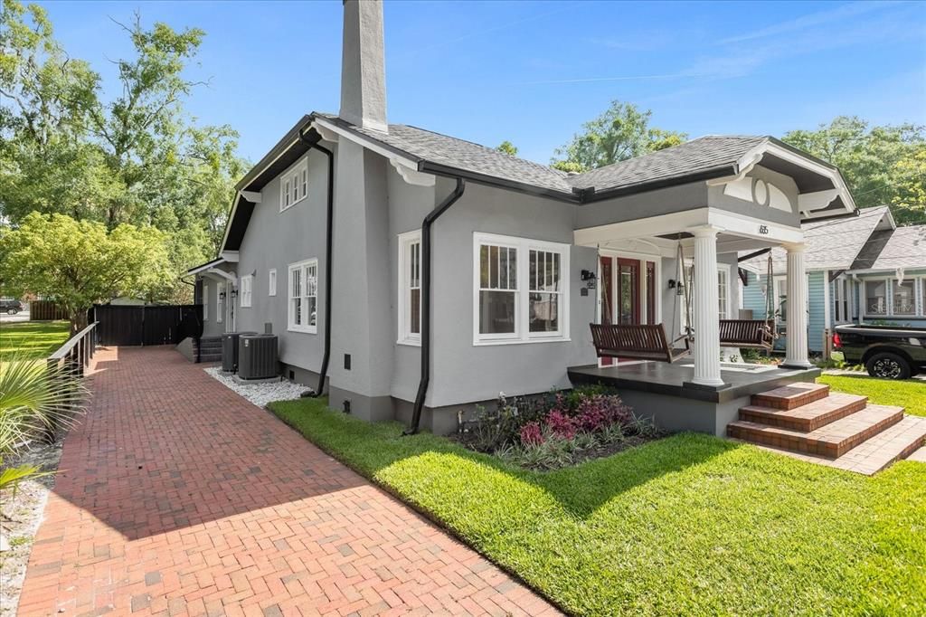 Recently Sold: $899,000 (4 beds, 3 baths, 2706 Square Feet)