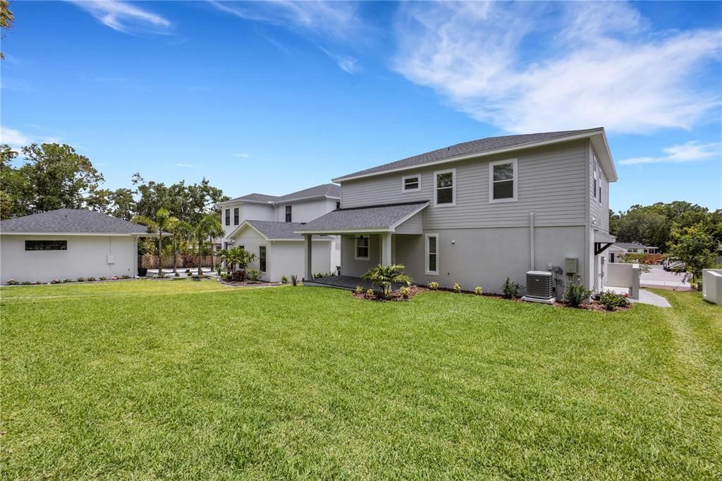 Active With Contract: $849,900 (4 beds, 3 baths, 2807 Square Feet)