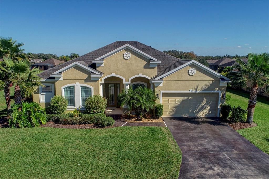 Recently Sold: $635,000 (4 beds, 3 baths, 2470 Square Feet)