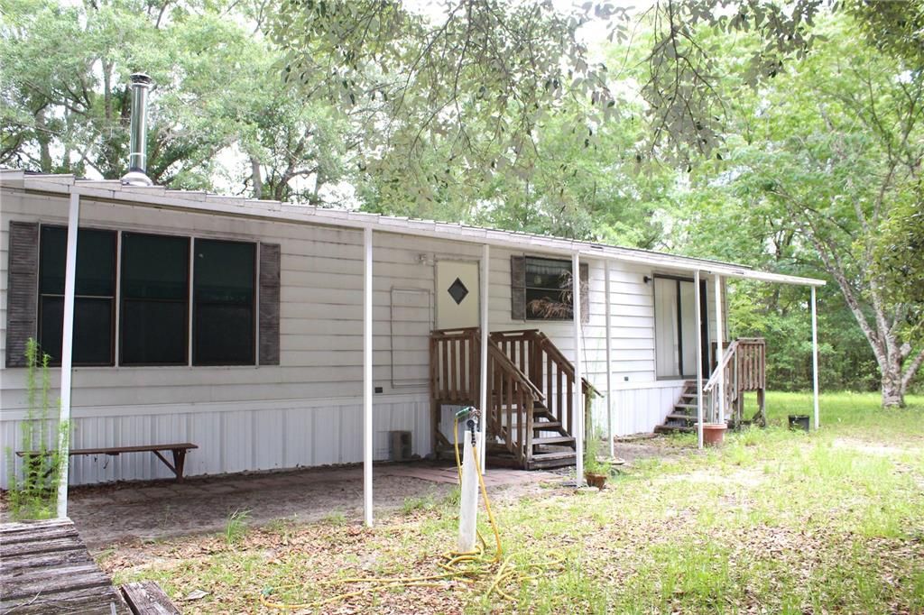 Recently Sold: $195,000 (2 beds, 2 baths, 1782 Square Feet)
