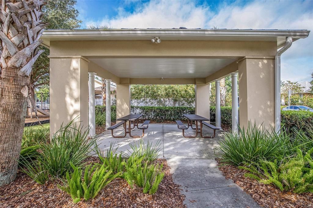 Recently Sold: $499,000 (3 beds, 3 baths, 2502 Square Feet)