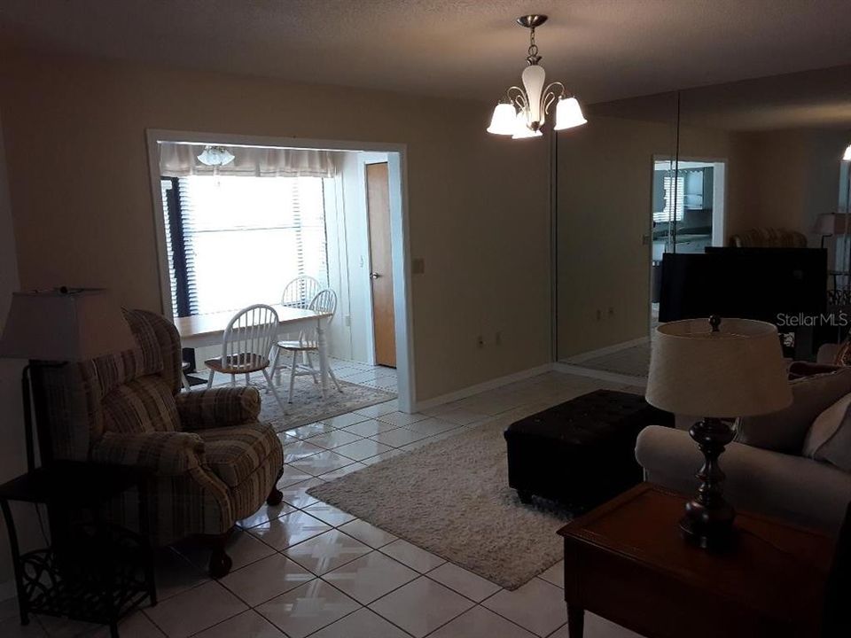 Recently Sold: $182,500 (2 beds, 2 baths, 1049 Square Feet)