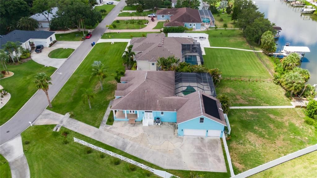 Recently Sold: $850,000 (4 beds, 2 baths, 2766 Square Feet)
