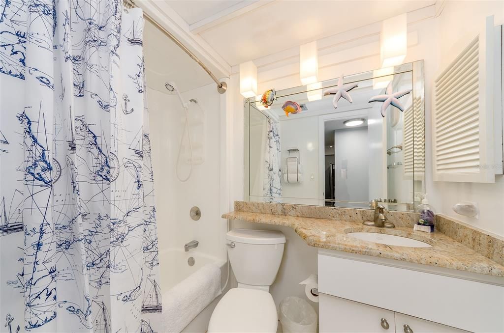 В аренду: $4,500 (2 спален, 2 ванн, 1186 Квадратных фут)
