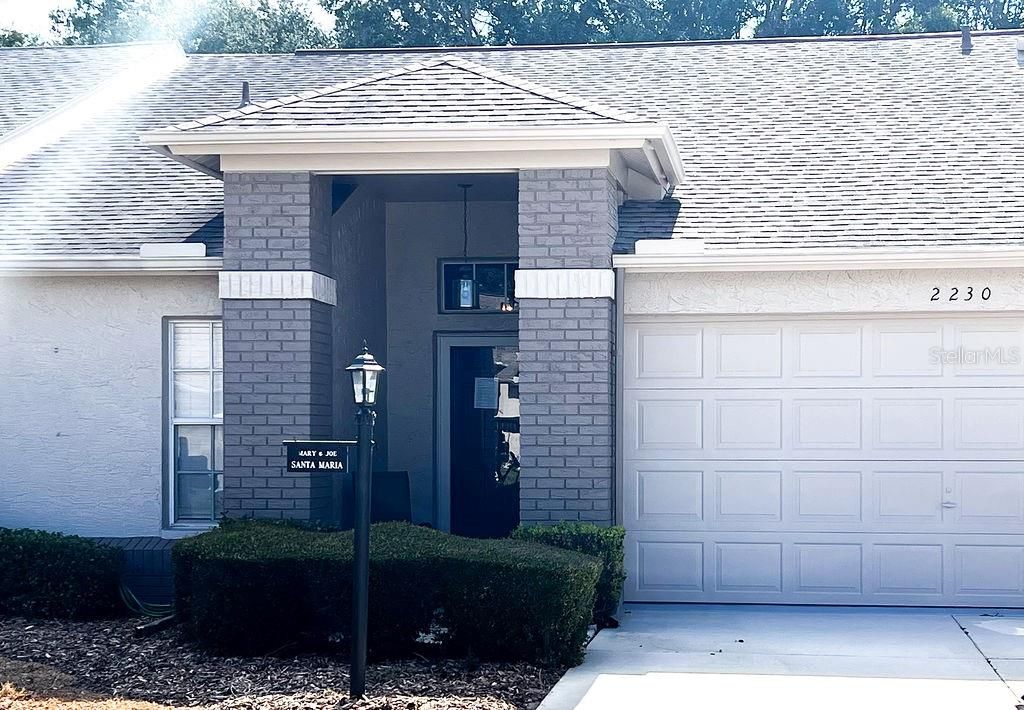 Recently Sold: $295,000 (2 beds, 2 baths, 1298 Square Feet)