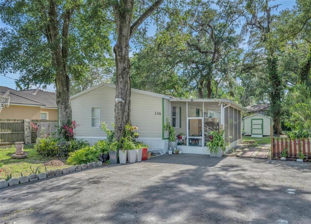 Recently Sold: $275,000 (4 beds, 2 baths, 1680 Square Feet)