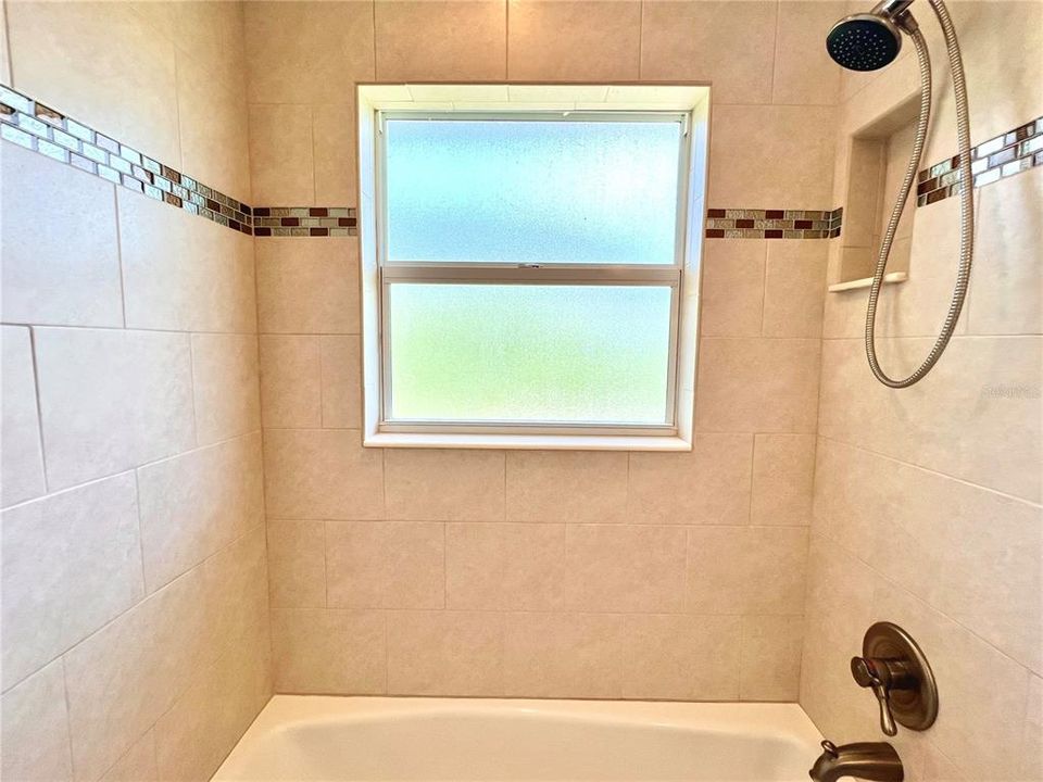 2nd home hall bathroom w/ tub/shower combo